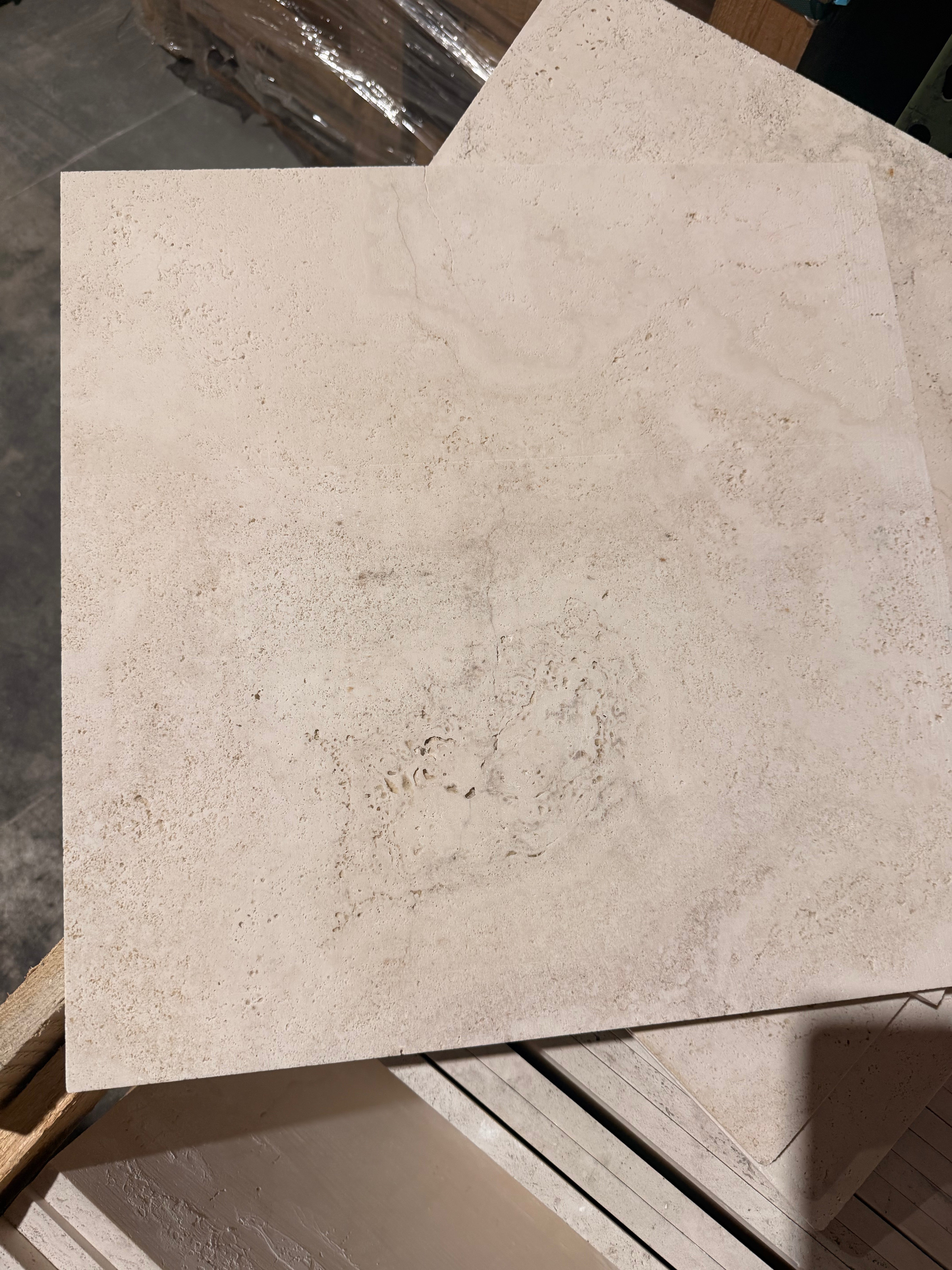Novano Traverine Honed and Unfilled | stoneandtiledepot.com