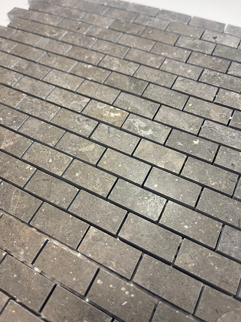 Nova Blue Mini Brick Limestone 1/2X1 Honed Mosaic Tile - Onlinetileshop.com